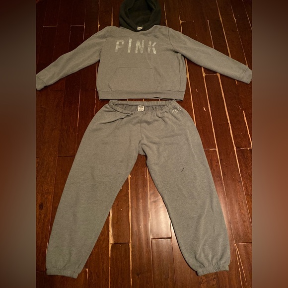 PINK jogging pants with matching PINK hoodie - Picture 14 of 15